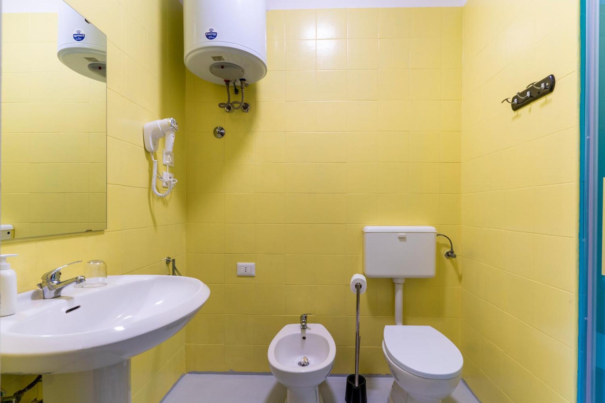 Hotel Casa Di Madre Antonia Brindisi Esterno foto