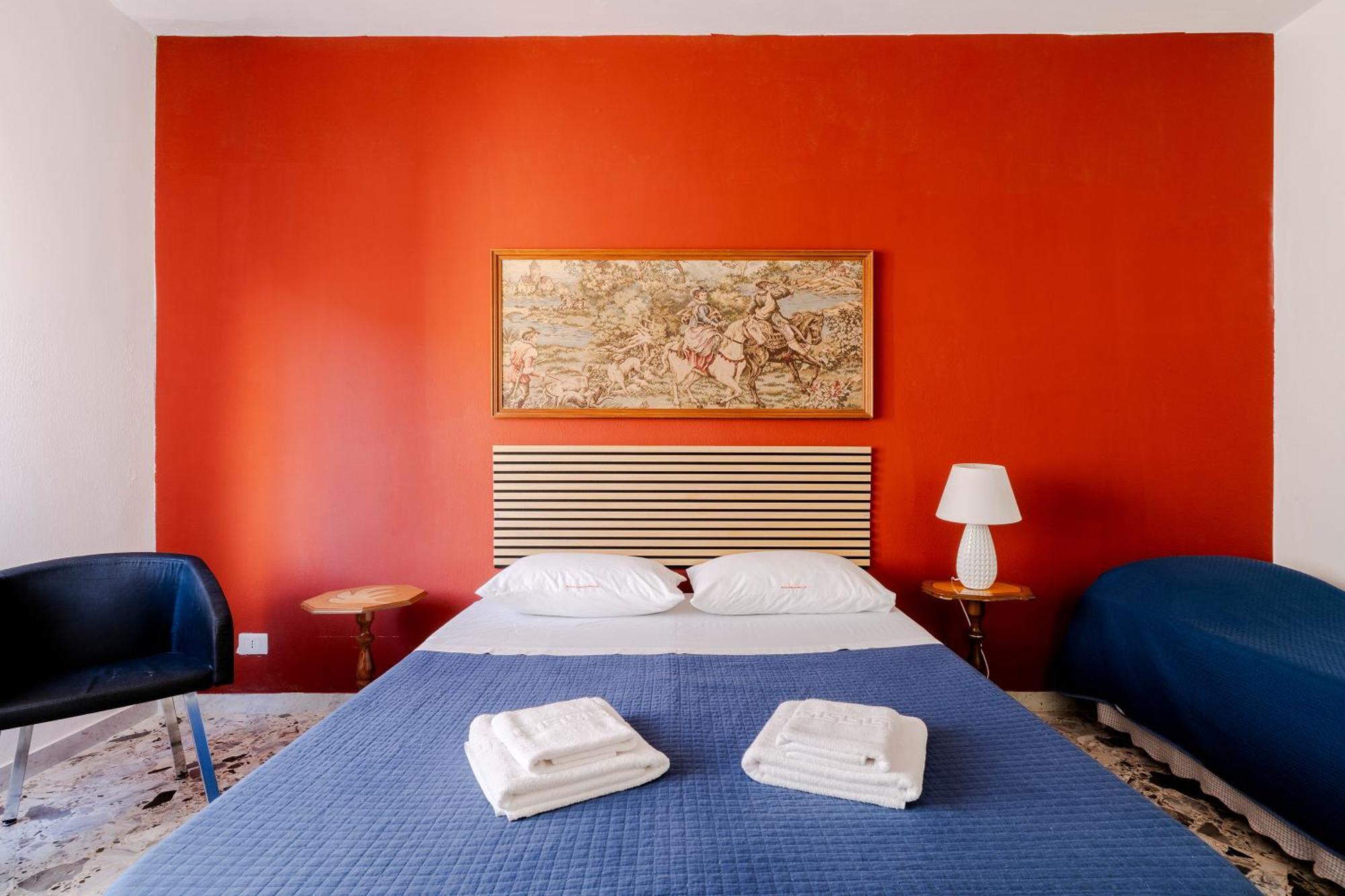 Hotel Casa Di Madre Antonia Brindisi Esterno foto